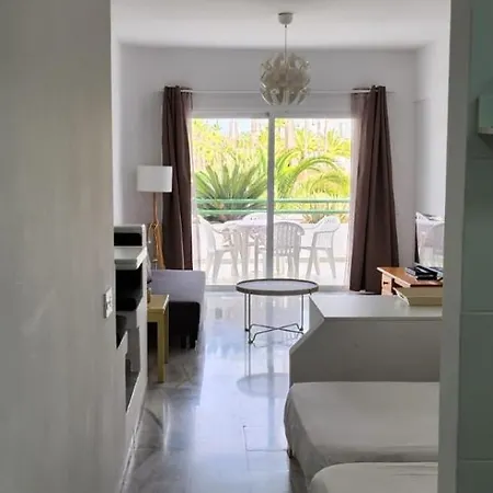 Apartment Estudio - La Caleta